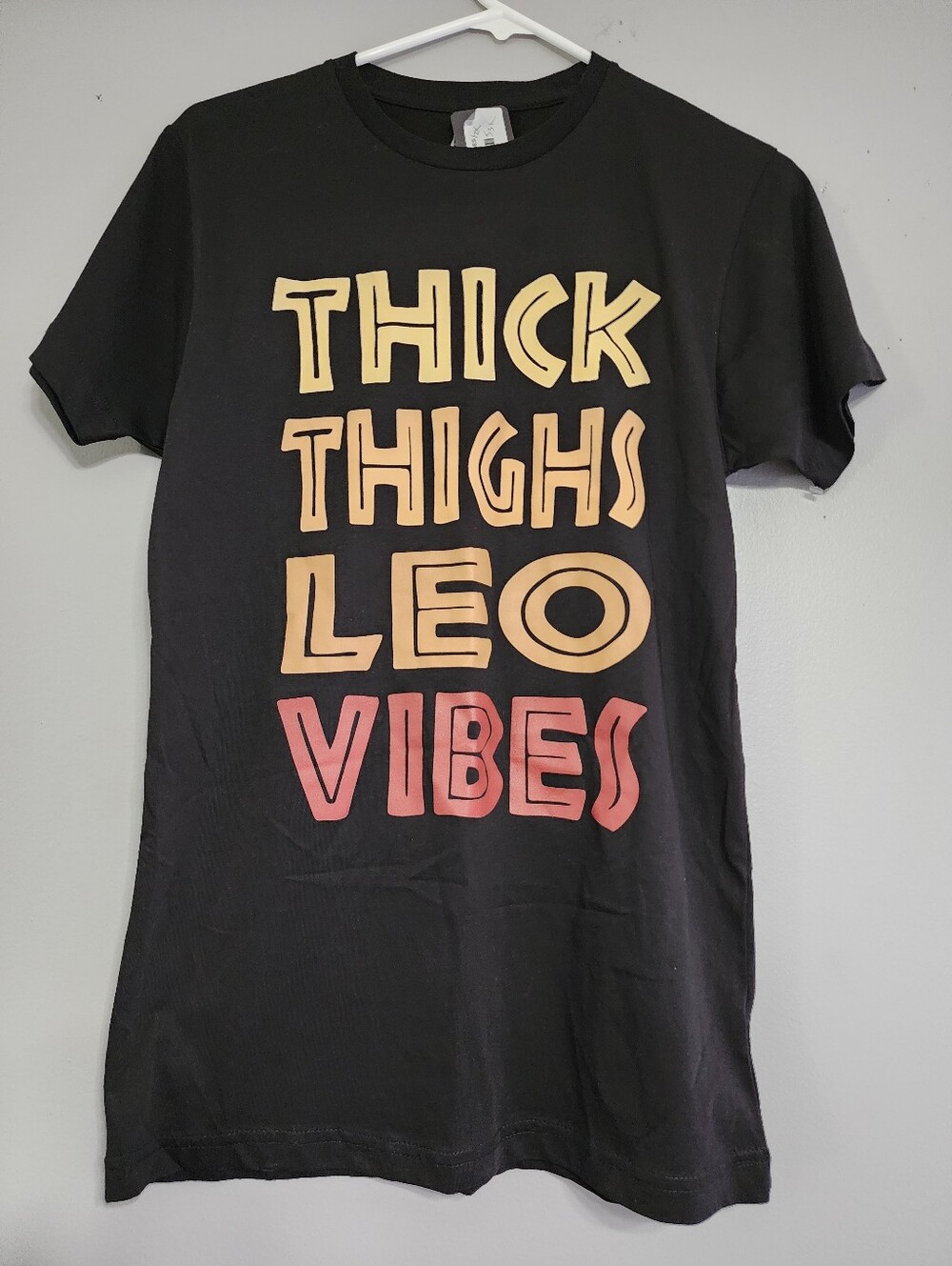 Leo Thick Thighs Tshirt